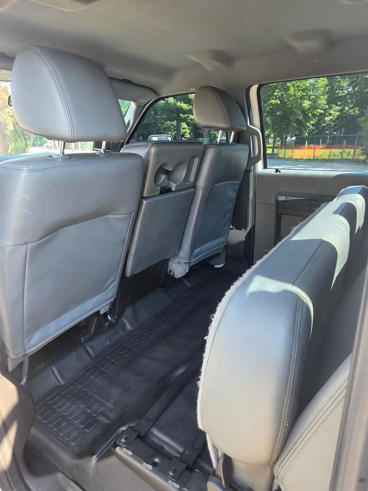 Ford F-550 Crew Cab DRW 2WD 2016