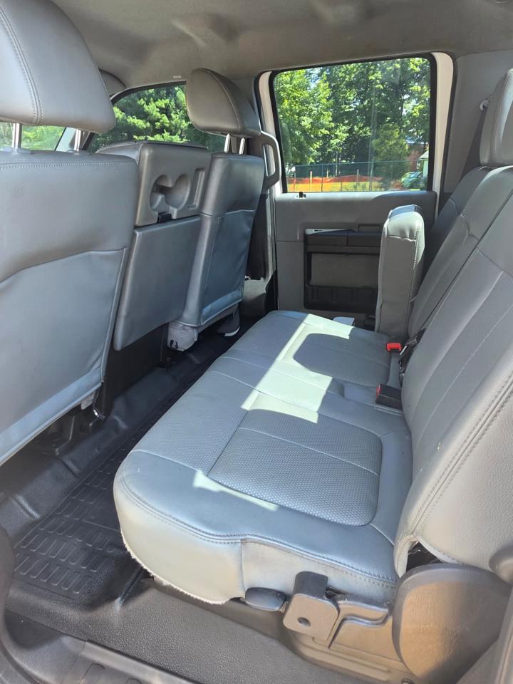 Ford F-550 Crew Cab DRW 2WD 2016