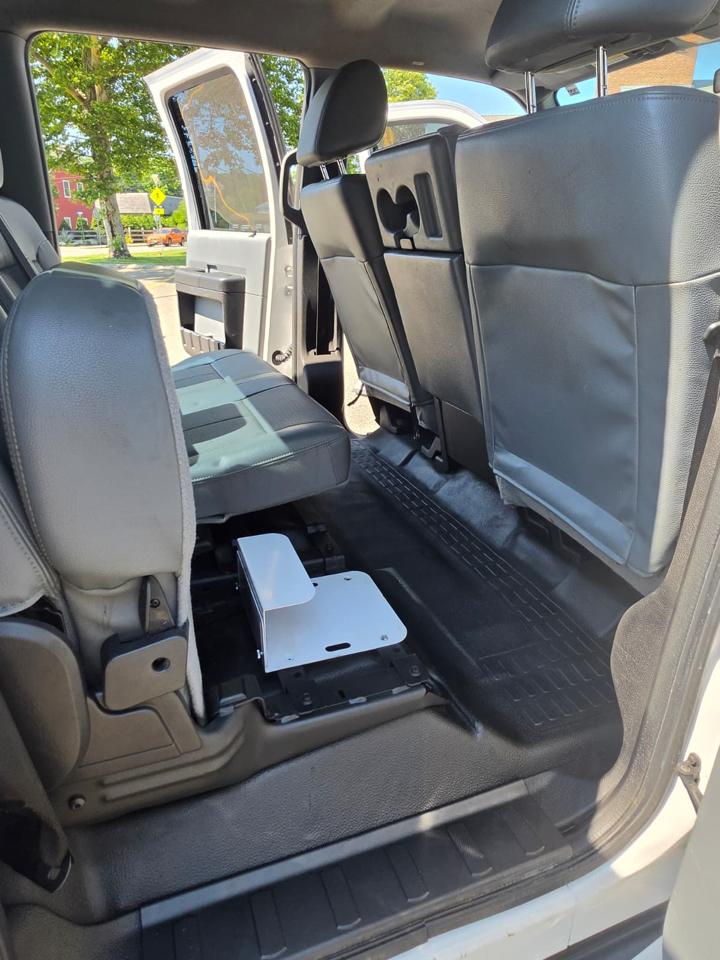 Ford F-550 Crew Cab DRW 2WD 2016