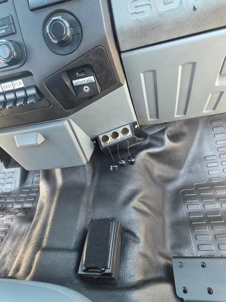 Ford F-550 Crew Cab DRW 2WD 2016