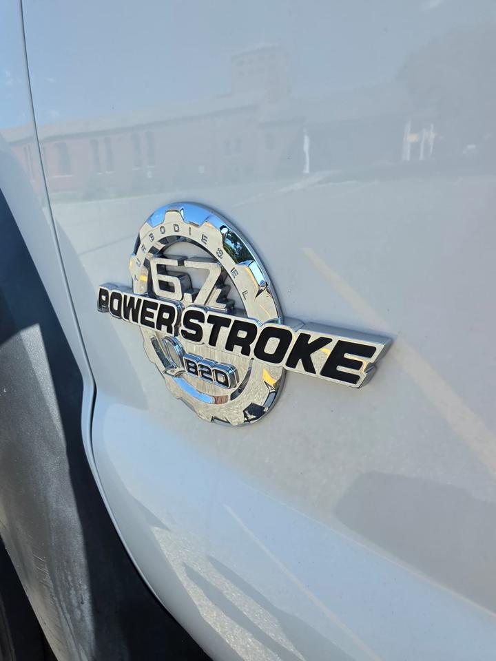 Ford F-550 Crew Cab DRW 2WD 2016