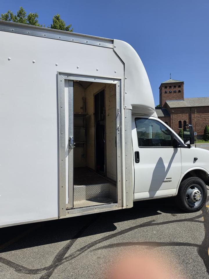 Chevrolet Express G4500 159" 2018