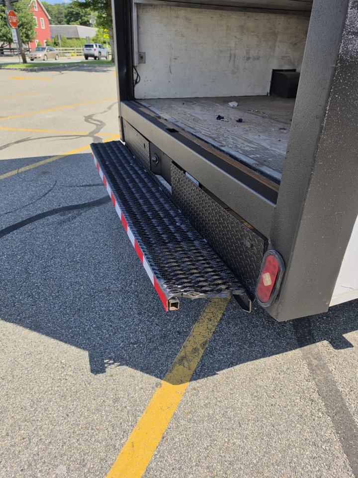 Chevrolet Express G4500 159" 2018