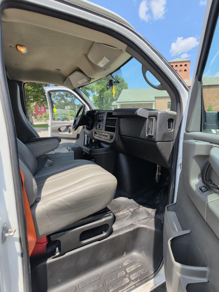 Chevrolet Express 2500 Cargo FFV 2015