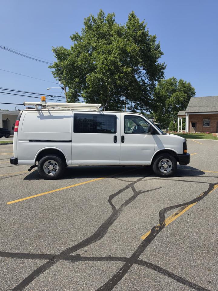 Chevrolet Express 2500 Cargo 2012