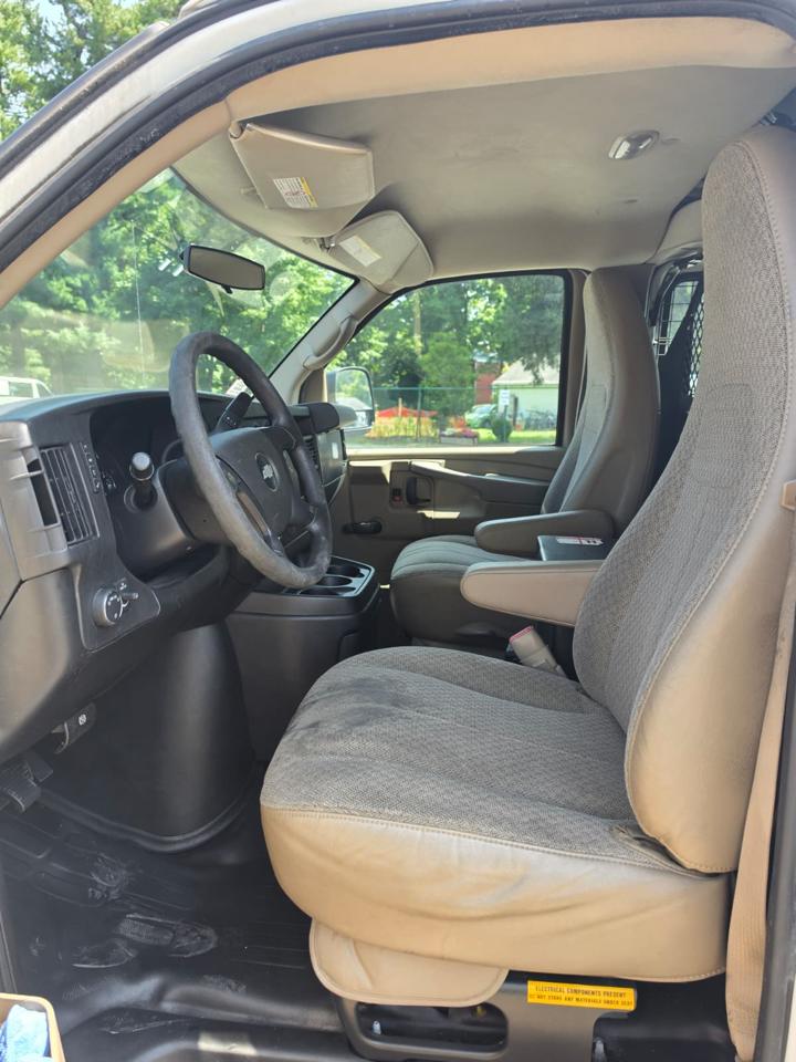 Chevrolet Express 2500 Cargo 2012