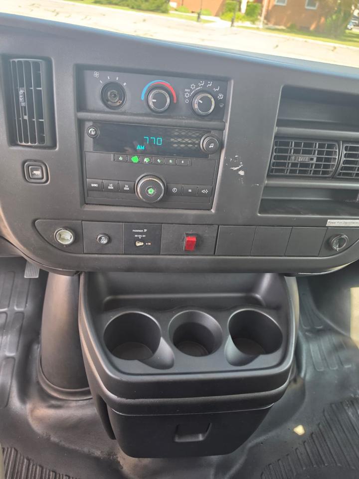 Chevrolet Express 2500 Cargo 2012