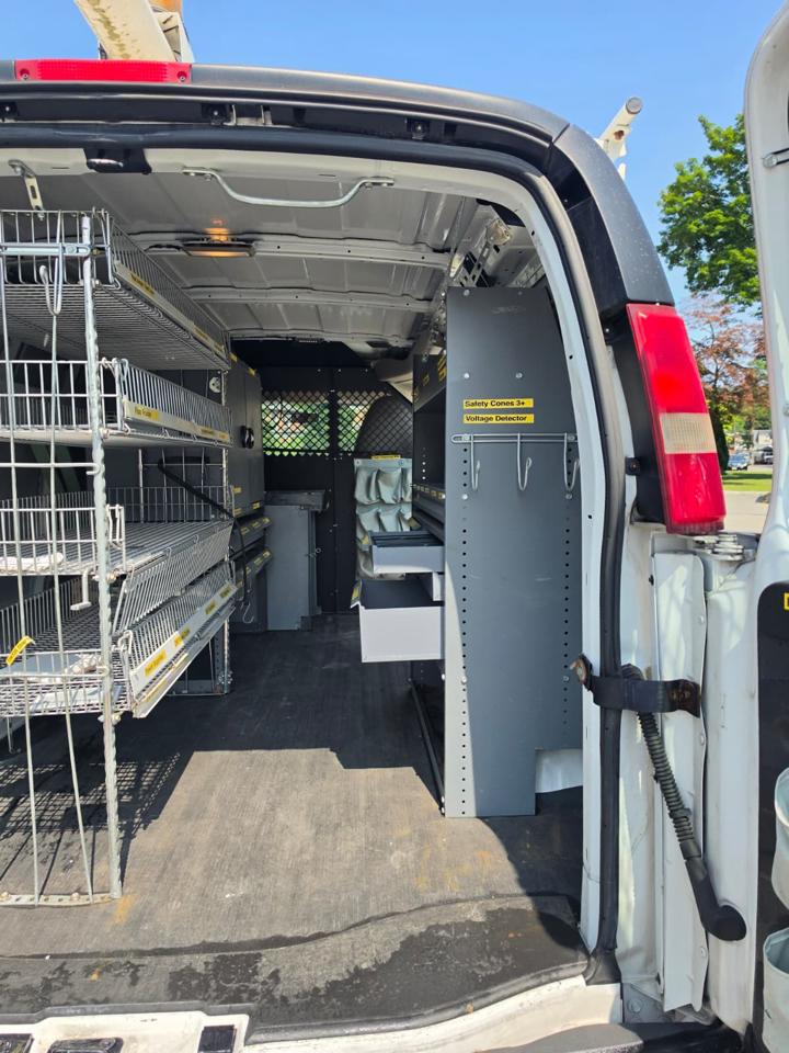 Chevrolet Express 2500 Cargo 2012