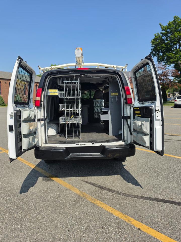 Chevrolet Express 2500 Cargo 2012