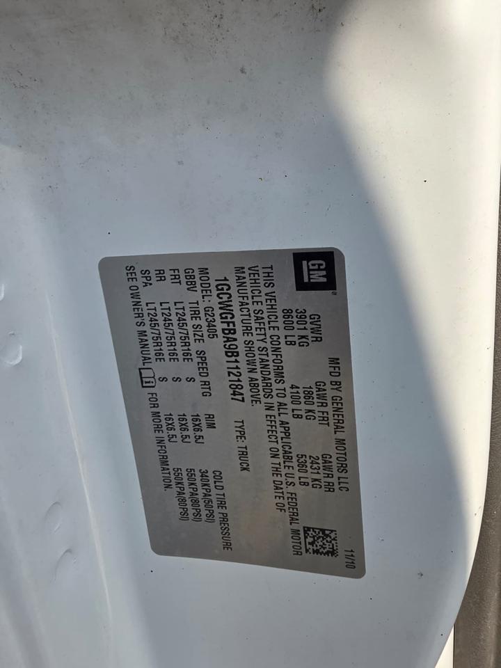 Chevrolet Express 2500 Cargo 2011