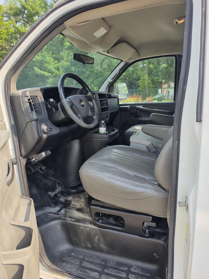 Chevrolet Express 2500 Cargo 2011