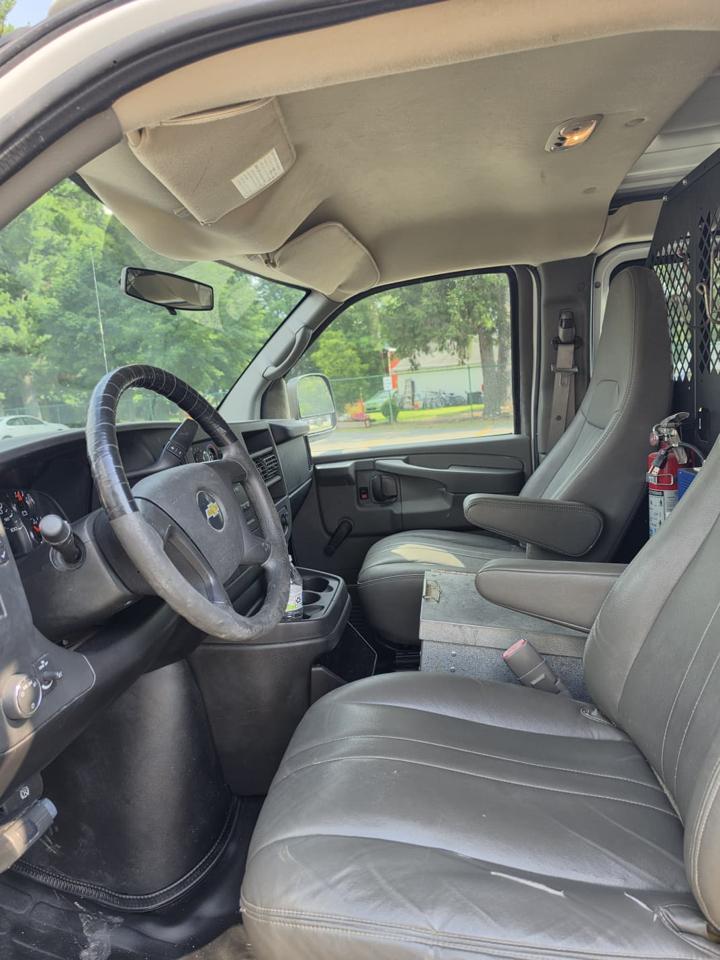 Chevrolet Express 2500 Cargo 2011