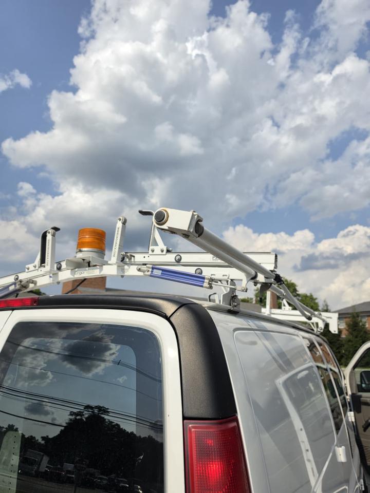 Chevrolet Express 2500 Cargo 2011