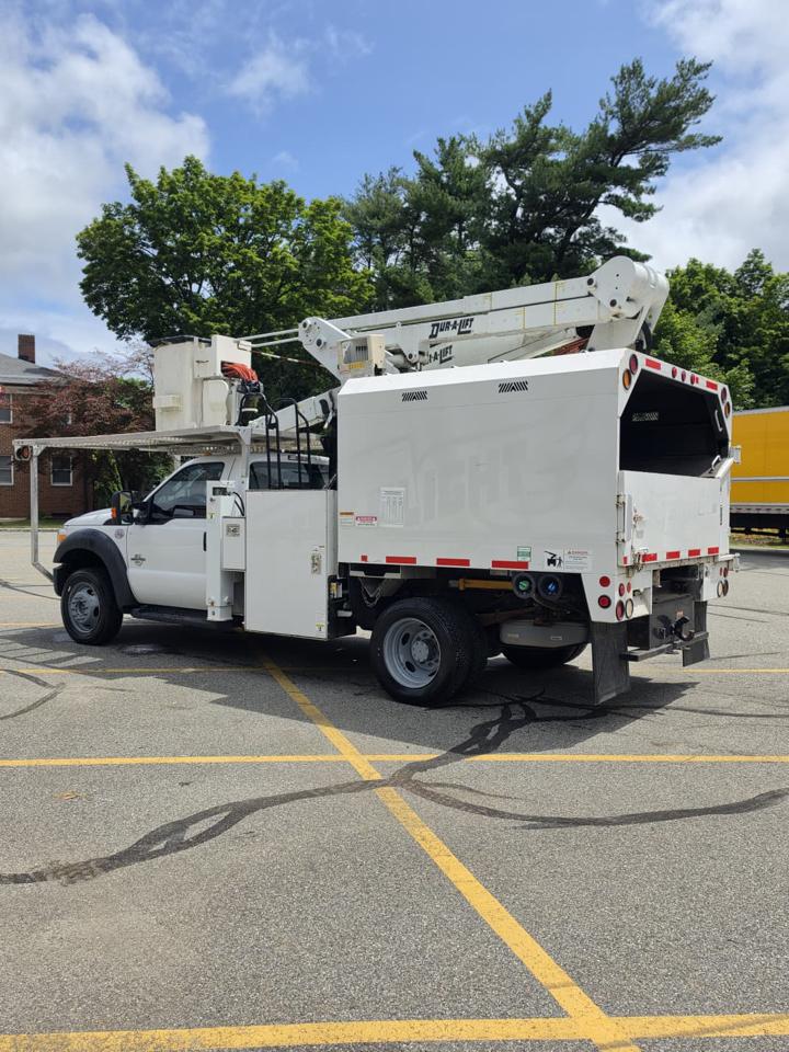 Ford F-550 Regular Cab DRW 4WD 2016