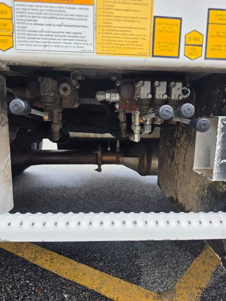 Ford F-550 Regular Cab DRW 4WD 2016