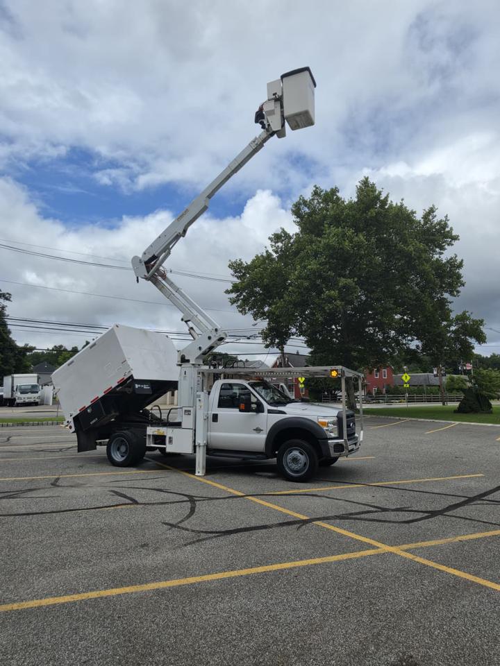 Ford F-550 Regular Cab DRW 4WD 2016