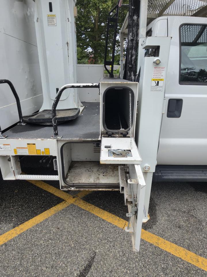 Ford F-550 Regular Cab DRW 4WD 2016