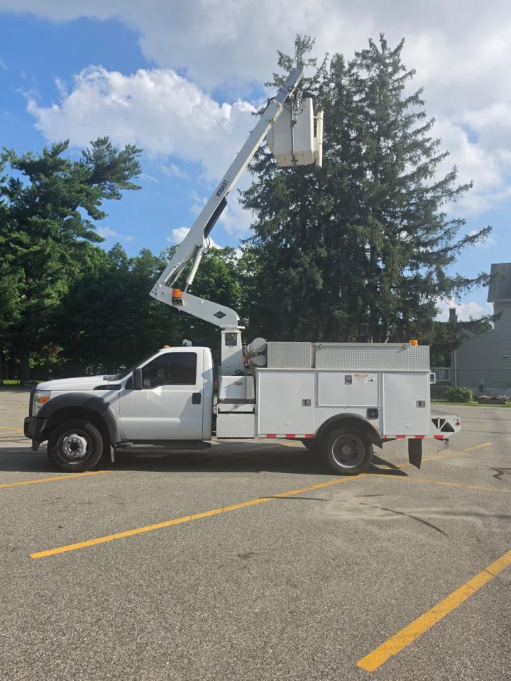 Ford F-450 SD Regular Cab DRW 2WD 2013