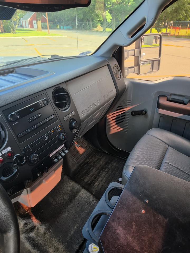 Ford F-450 SD Regular Cab DRW 2WD 2013
