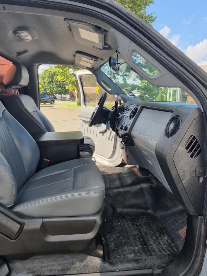 Ford F-450 SD Regular Cab DRW 2WD 2013
