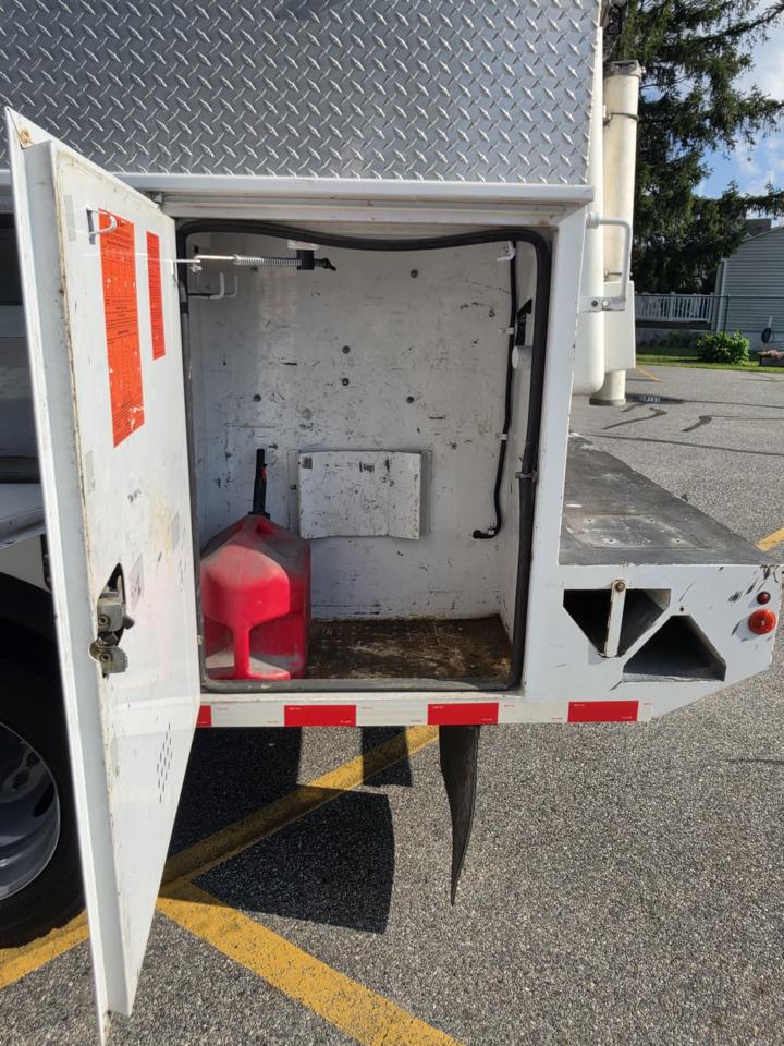 Ford F-450 SD Regular Cab DRW 2WD 2013