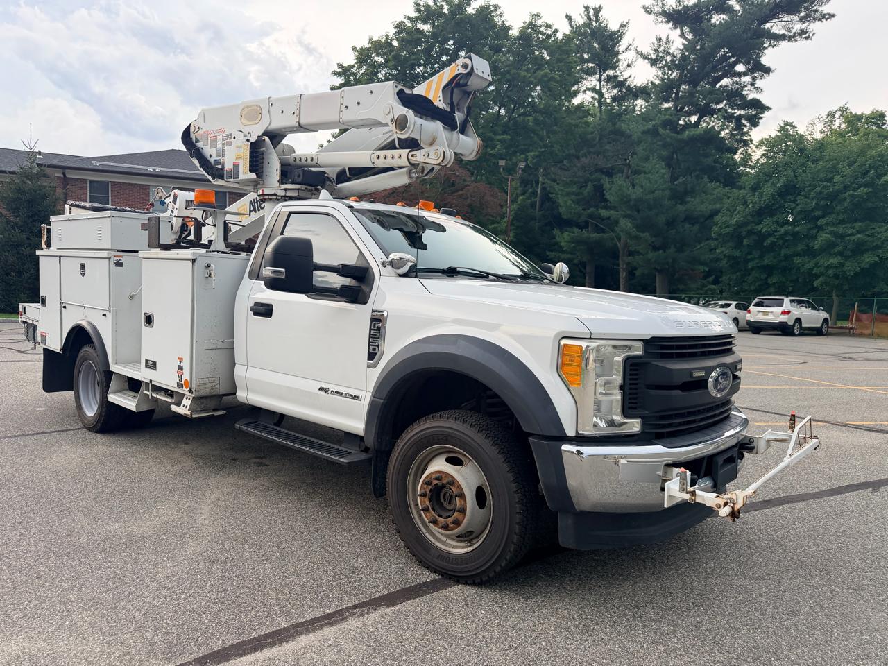 Ford F-550 DRW 4WD 2017