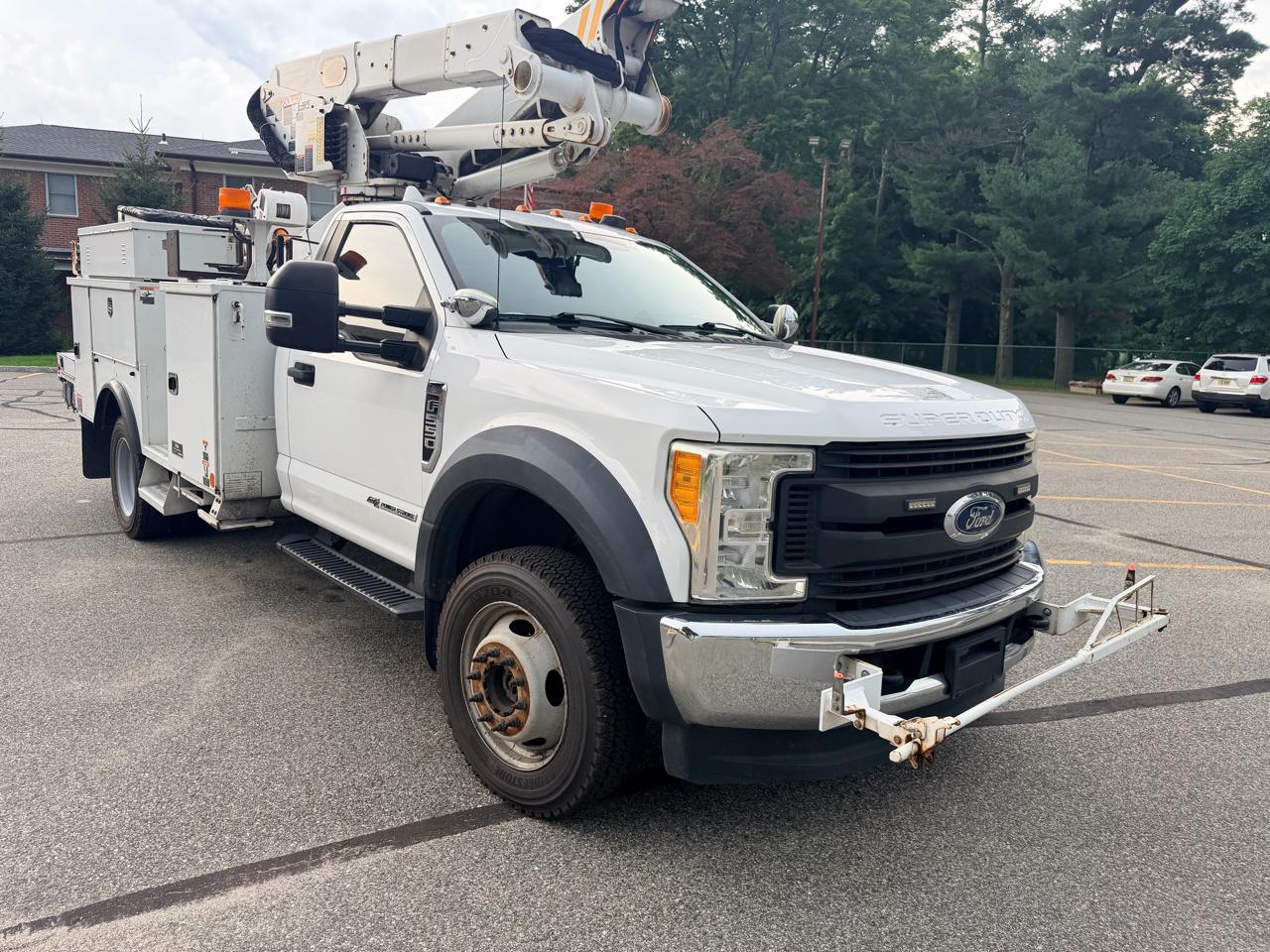 Ford F-550 DRW 4WD 2017