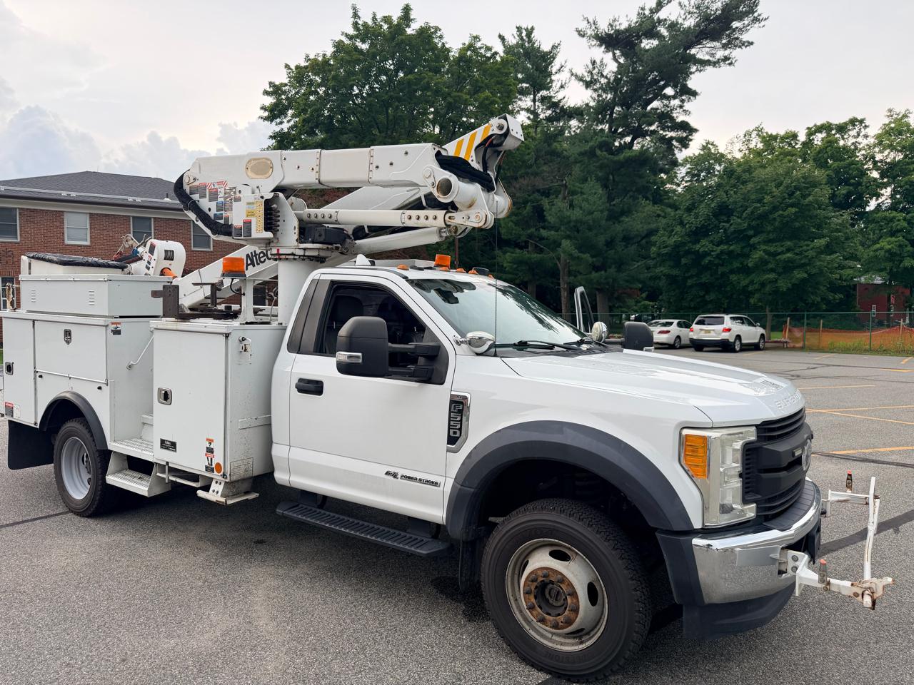 Ford F-550 DRW 4WD 2017