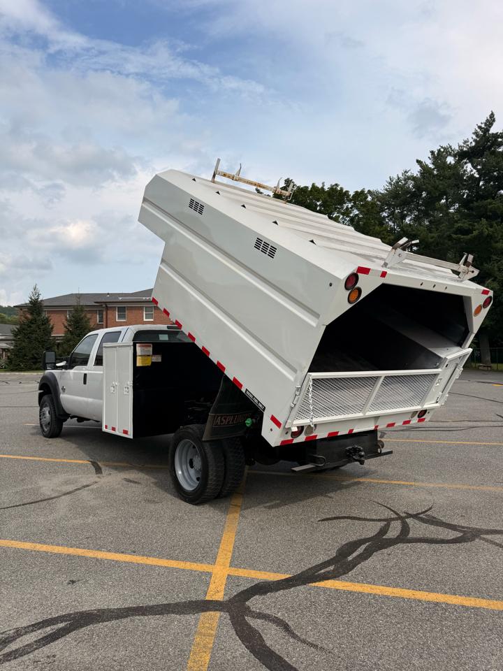 Ford F-550 Crew Cab DRW 4WD 2015