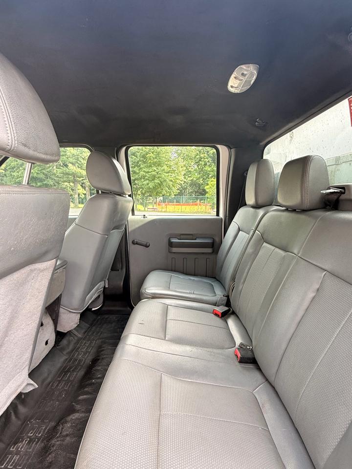 Ford F-550 Crew Cab DRW 4WD 2015