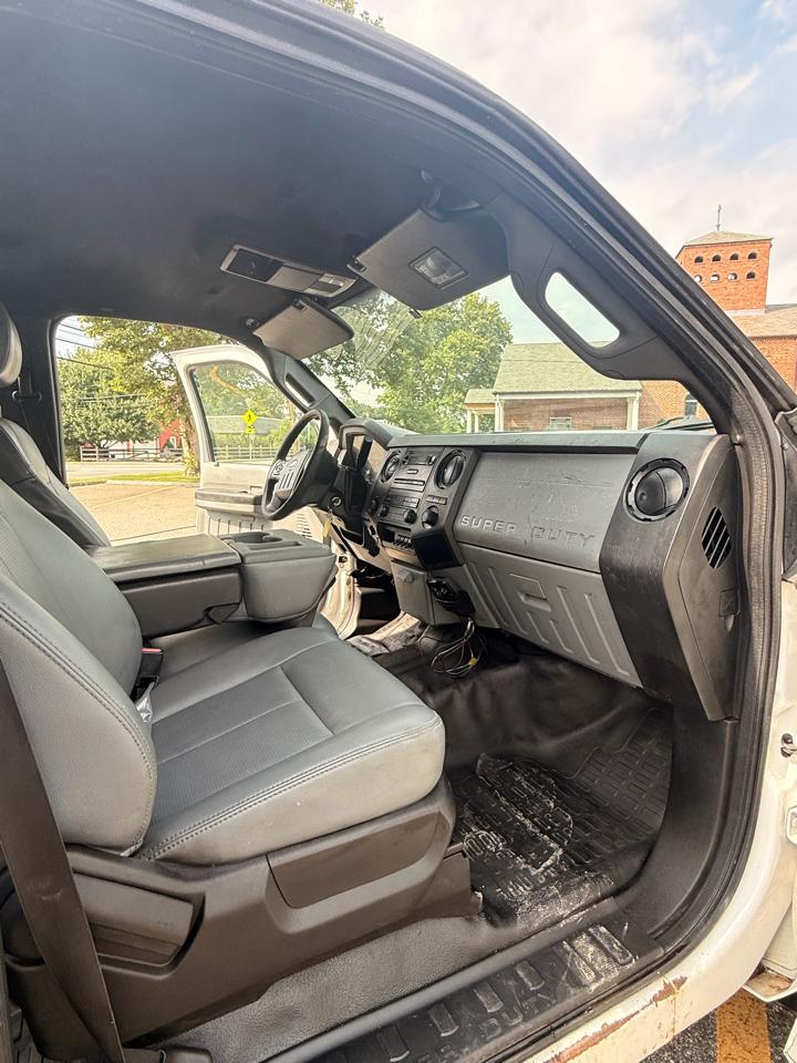 Ford F-550 Crew Cab DRW 4WD 2015