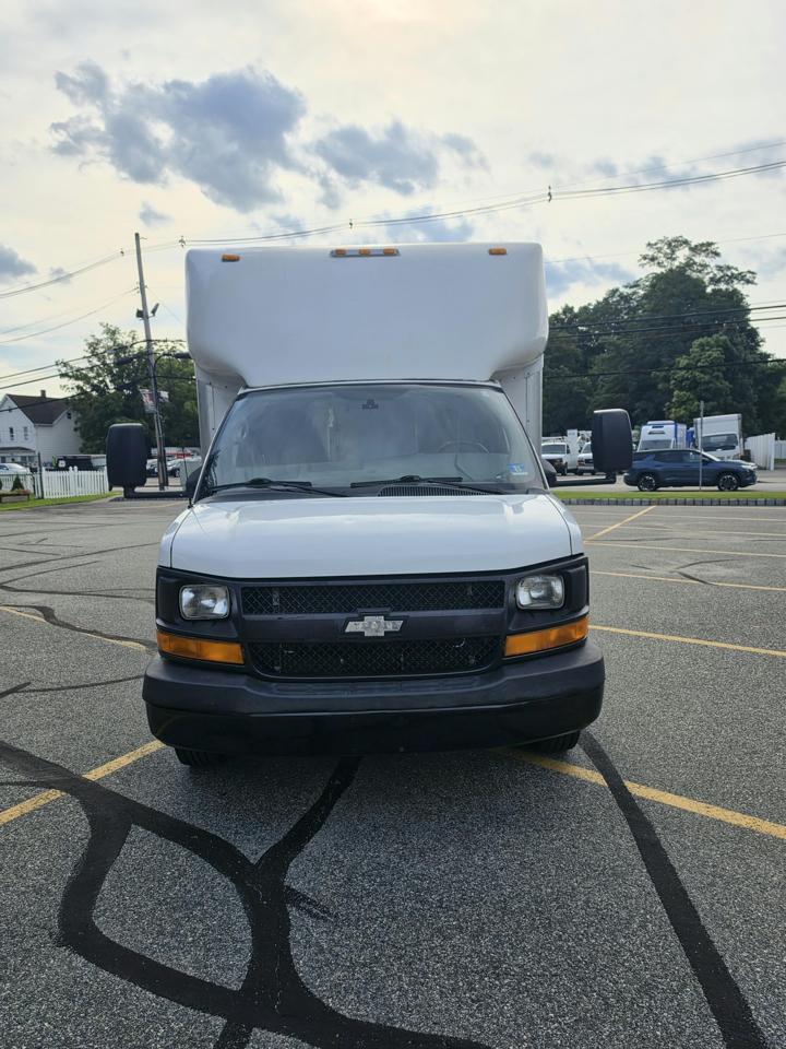 Chevrolet Express G3500 177" 2015