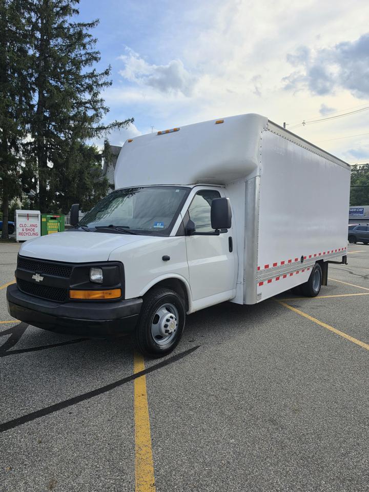 Chevrolet Express G3500 177" 2015