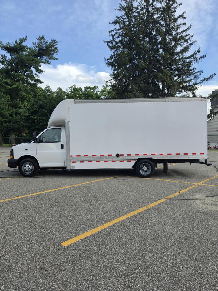 Chevrolet Express G3500 177" 2015