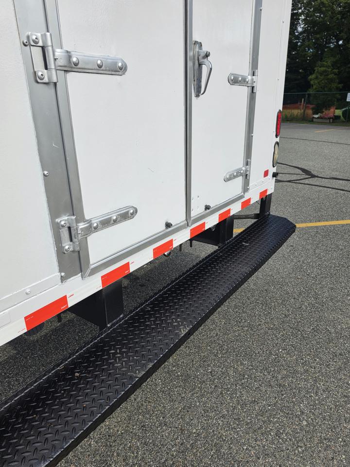 Chevrolet Express G3500 177" 2015