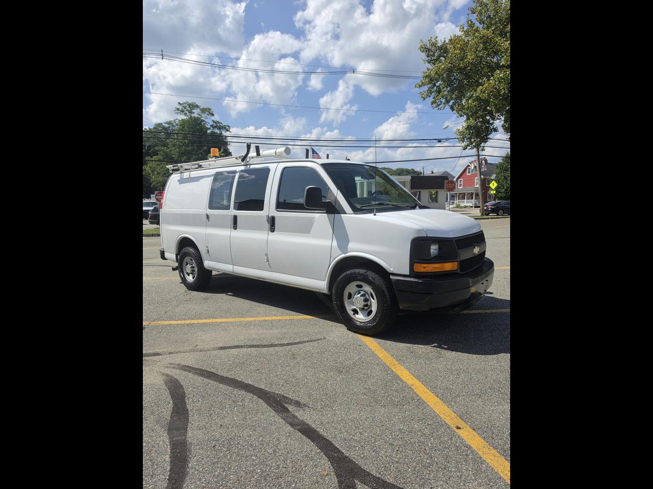 Chevrolet Express 2500 Cargo 2011