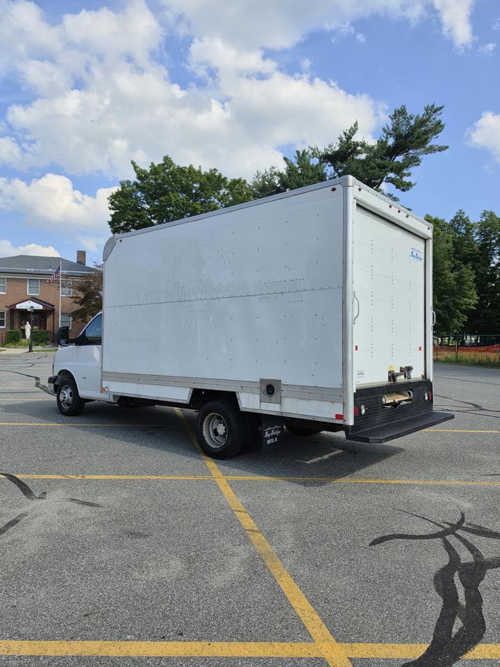 Chevrolet Express G3500 159" 2018