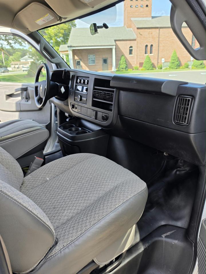 Chevrolet Express G3500 159" 2018