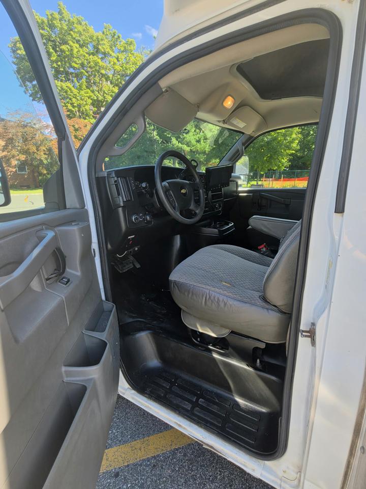 Chevrolet Express G4500 177" 2018