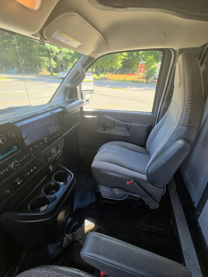 Chevrolet Express G4500 177" 2018