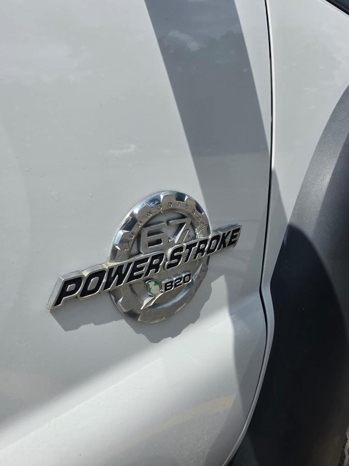 Ford F-450 SD Regular Cab DRW 2WD 2015