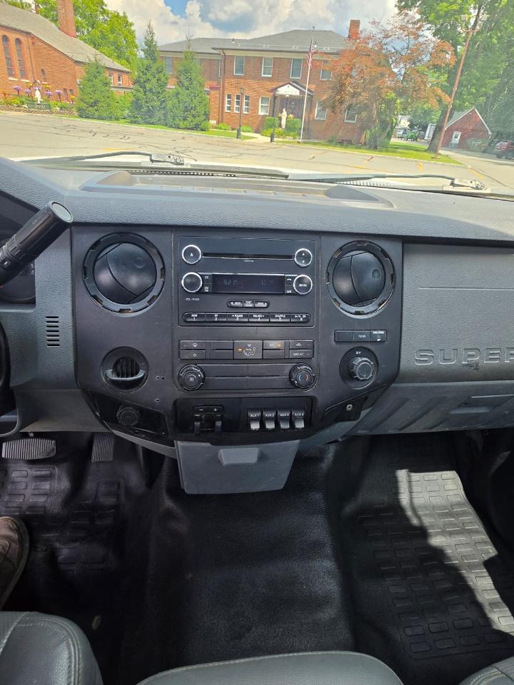Ford F-450 SD Regular Cab DRW 2WD 2015