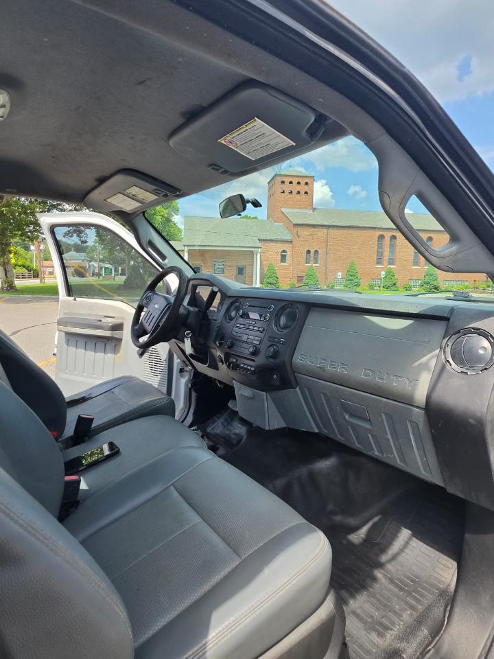 Ford F-450 SD Regular Cab DRW 2WD 2015