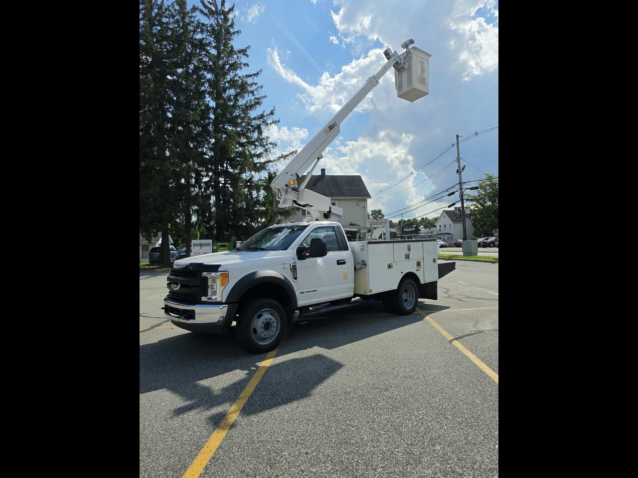 2017 Ford F-450 SD Regular Cab DRW 2WD