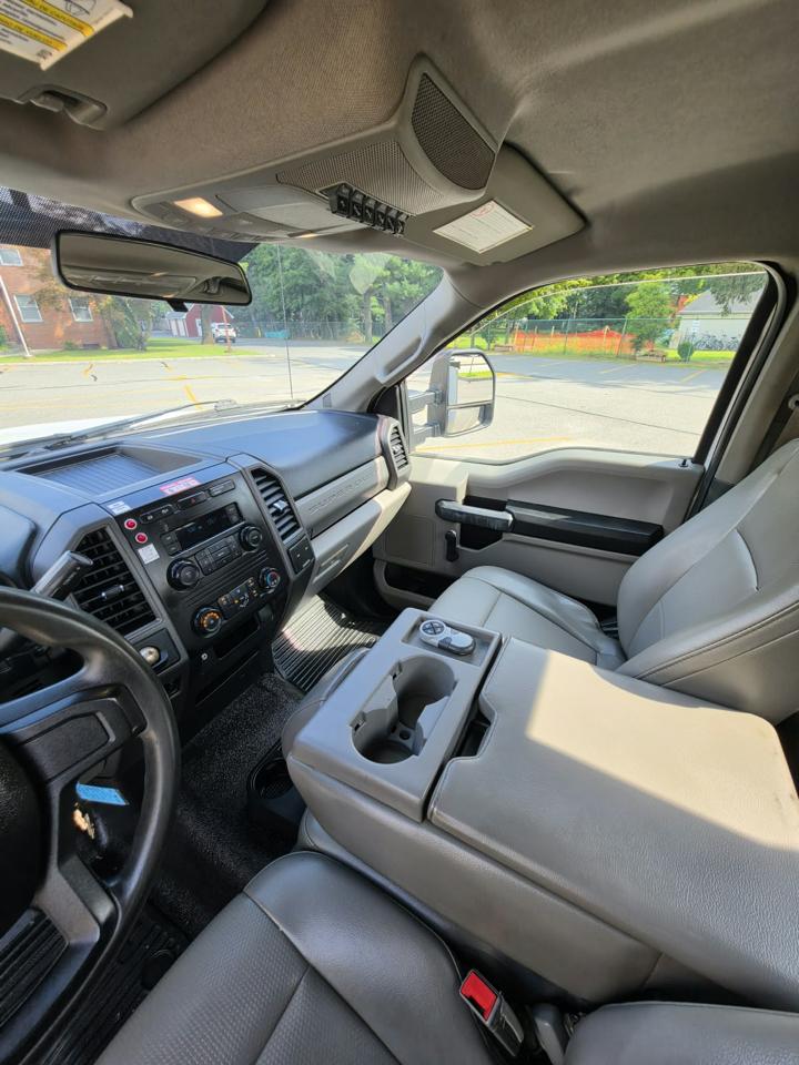 Ford F-450 SD Regular Cab DRW 2WD 2017