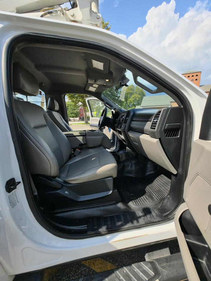 Ford F-450 SD Regular Cab DRW 2WD 2017