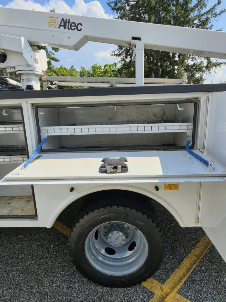 Ford F-450 SD Regular Cab DRW 2WD 2017