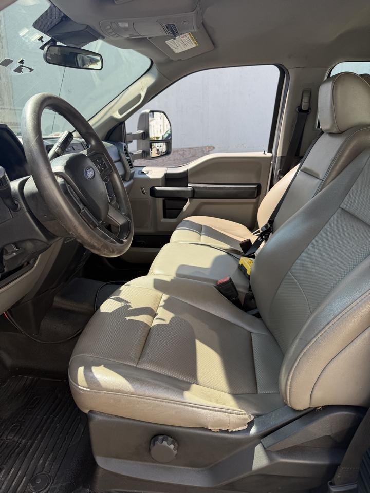 Ford F-450 SD Crew Cab DRW 4WD 2020