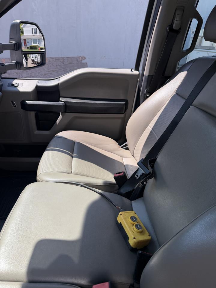 Ford F-450 SD Crew Cab DRW 4WD 2020