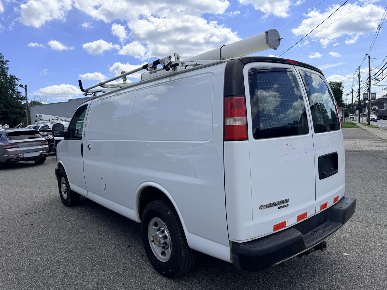 Chevrolet Express 2500 Cargo 2013